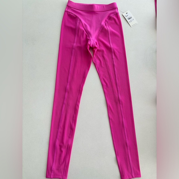 NWOT Peloton Solid Panty Legging - Picture 2 of 7